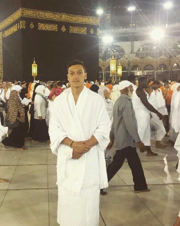 Özil schickt Grüße aus Mekka