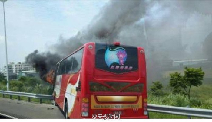 At least 26 dead in Taiwan tourist bus crash - PHOTOS