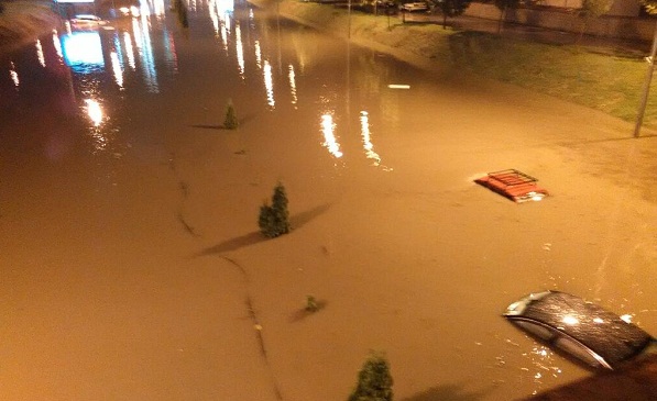 Jusqu`à 20 morts lors de violents orages en Macédoine