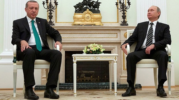 Erdogan à Saint-Pétersbourg pour sa première visite diplomatique depuis le coup d`Etat manqué