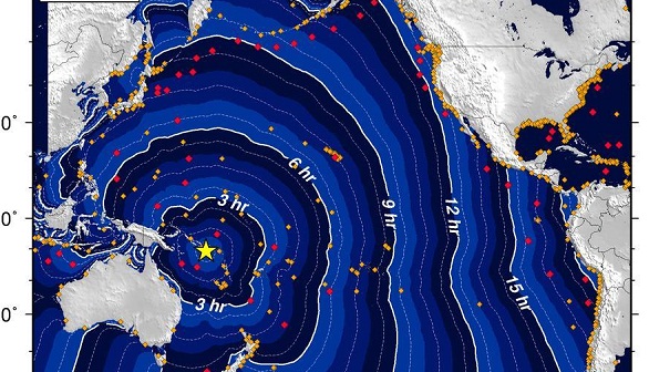 Alerte au tsunami dans le Pacifique après un violent séisme