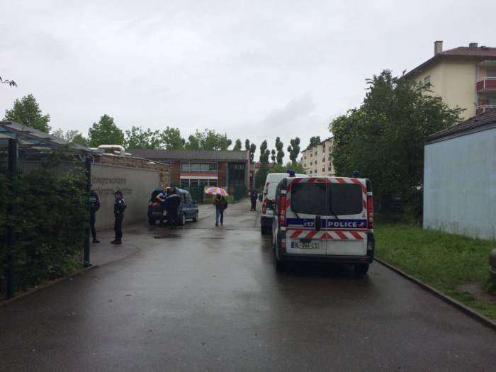 Strasbourg: alerte à la bombe dans une école