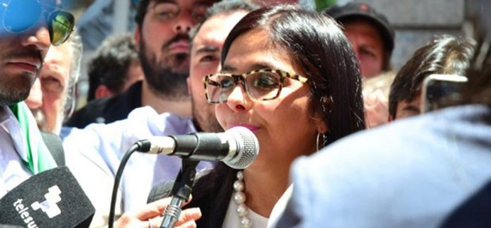Maduro informó que agresión a la Canciller le ocasionó una fractura
