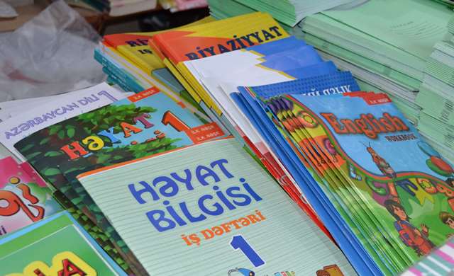Yeni dərs ilinə 4 milyon dərslik çap edildi