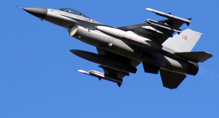 Dinamarca admite su participación en los ataques aéreos de Deir Ezzor  