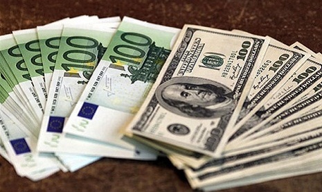 US dollar rate slightly drops in Azerbaijan