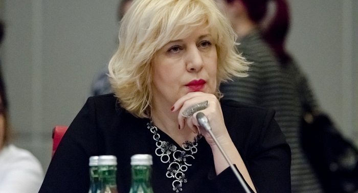 Dunja Mijatovic condamne l`agression contre des journalistes en Azerbaïdjan