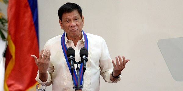 Duterte dit qu`il n`a pas insulté Obama, mais traite le patron de l`ONU "d`imbécile"