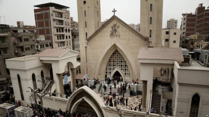Egypte: des Eglises suspendent des activités pour raison de sécurité