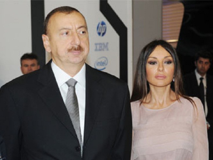 Ilham Aliyev und seine Ehegattin Mehriban Aliyeva nahmen am Gastmahl  teil