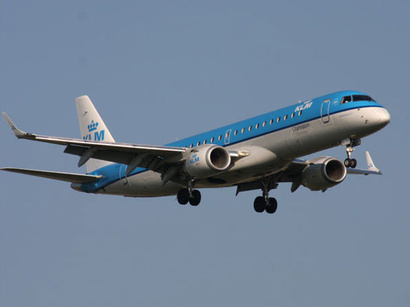Azerbaijan Airlines buys another Embraer aircraft
