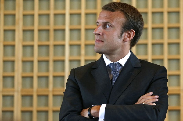 Macron refuse de publier la liste de ses donateurs