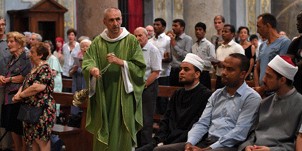 En Italie aussi, des musulmans dans les églises par solidarité