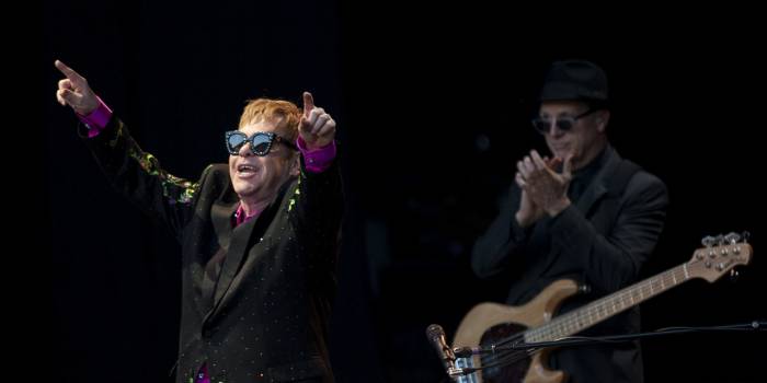 États-Unis : Elton John mettra fin en 2019 à sa résidence à Las Vegas