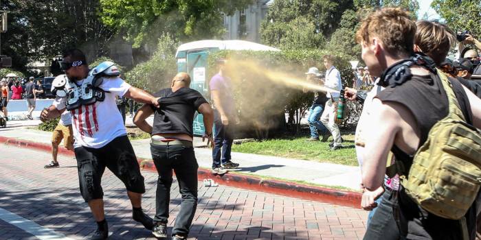 Etats-Unis: heurts à Berkeley entre pro-Trump et contre manifestants