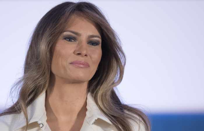 Pétition pour que Melania Trump s'installe à la Maison-Blanche