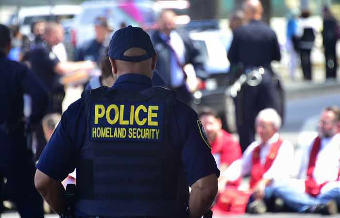 États-Unis : un juge pourrait bloquer le décret Trump contre les "villes sanctuaires" pour les immigrés