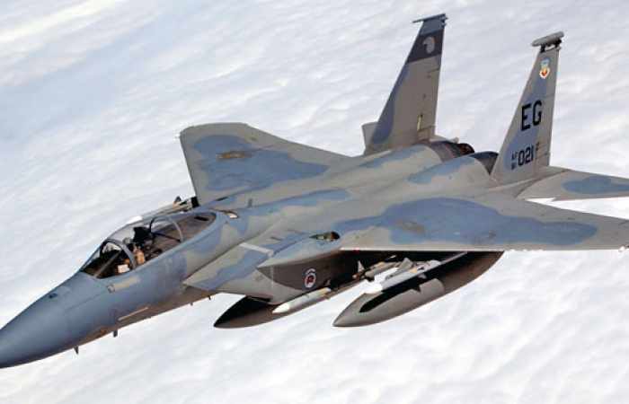 F-15 fighter jet crashes in Washington DC