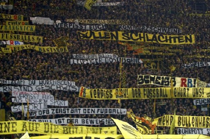 Allemagne: des supporters de Leipzig, dont des femmes et des enfants, attaqués à Dortmund