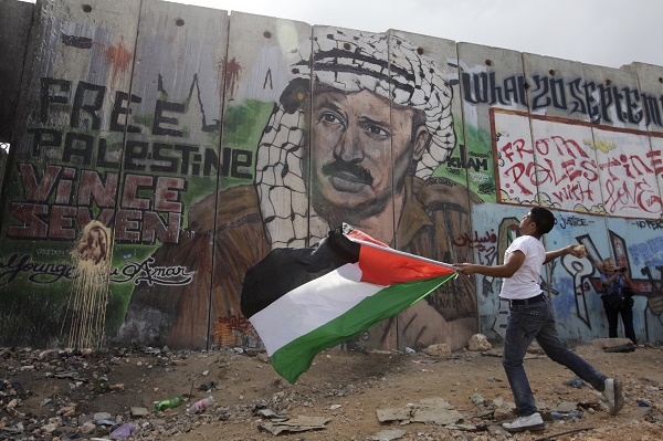 Le Liban construit un mur près d`un grand camp palestinien