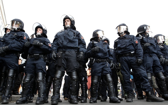 German police `should shoot migrants`, populist politician says