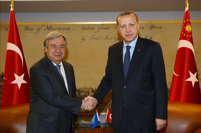 Erdogan reçoit Guterres à Istanbul