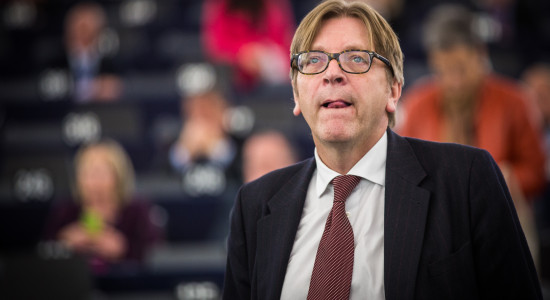 Chef de l`ADLE Guy Verhofstadt a critiqué sévèrement la réaction d`Erdogan au coup d`Etat