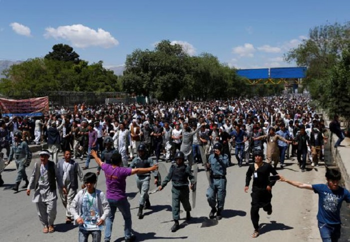 Thousands of Afghan Hazaras join power line protest in Kabul