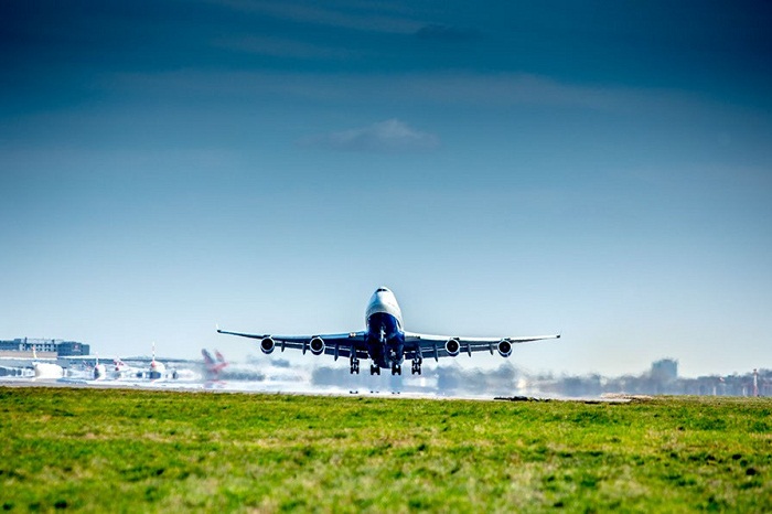 Aéroports européens: trafic en hausse de 5% en 2016 grâce aux low-cost