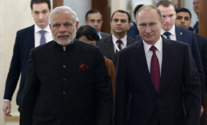 Poutine reçoit le Premier ministre indien pour parler nucléaire