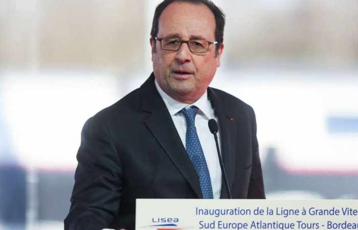 Hollande urges France to reject Le Pen, back Macron in French elections