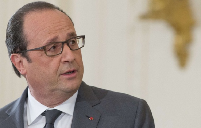 Hollande poursuit son marathon à Moscou