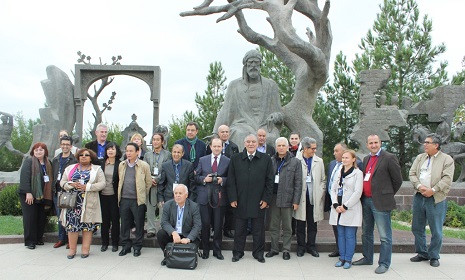 Humanitar forumun iştirakçıları Gəncədə - FOTOLAR