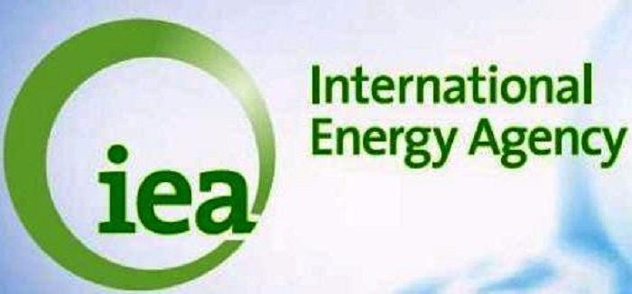 Global oil supplies up, IEA says