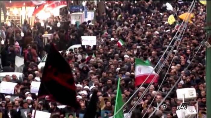 Nueve personas mueren durante otra noche de protestas en Irán