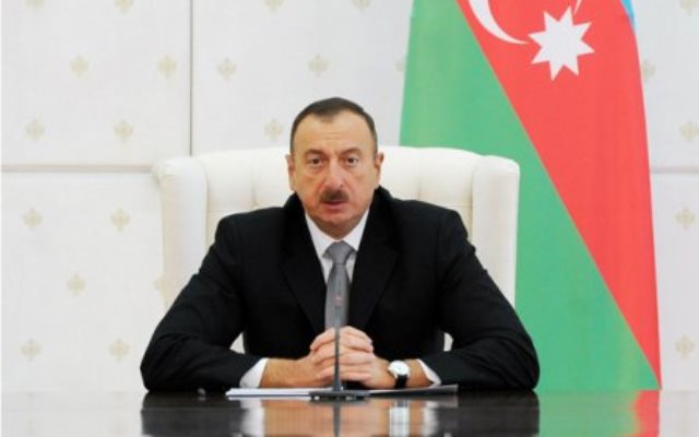 Azerbaijani President awards employees of Emergency Situations Ministry