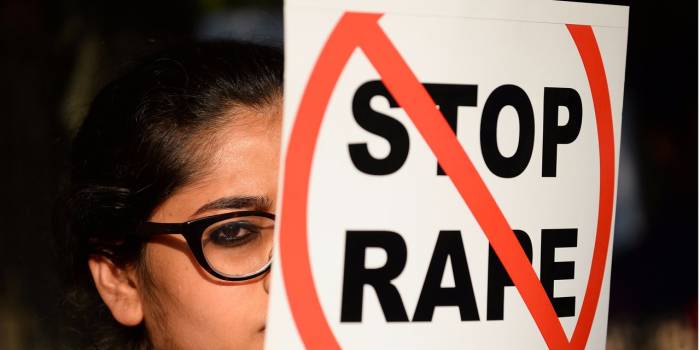 Inde : autorisée à avorter, une adolescente violée donne naissance à un bébé prématuré