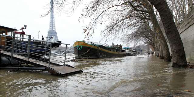 Crue à Paris: la Seine a atteint 6 mètres