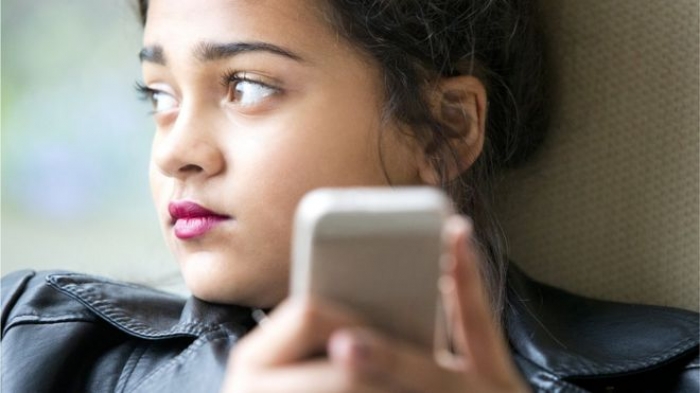 Instagram 'worst for young mental health'
