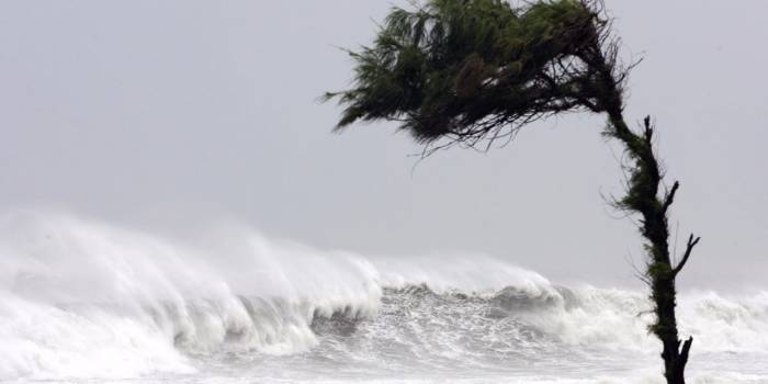 Irma : Emmanuel Macron se rendra "dès que possible" dans les zones touchées