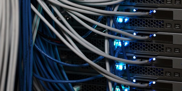 Israël : les grands journaux télévisés du soir piratés