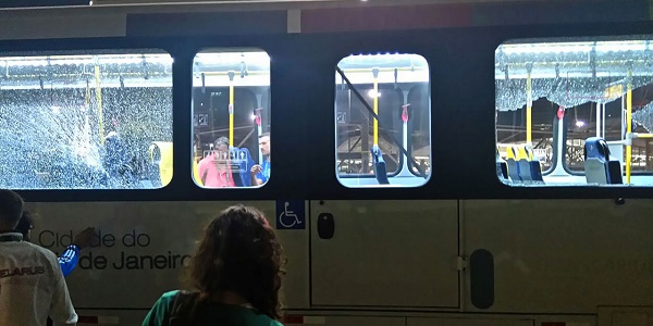 JO-2016 : un bus de journalistes pris pour cible à Rio