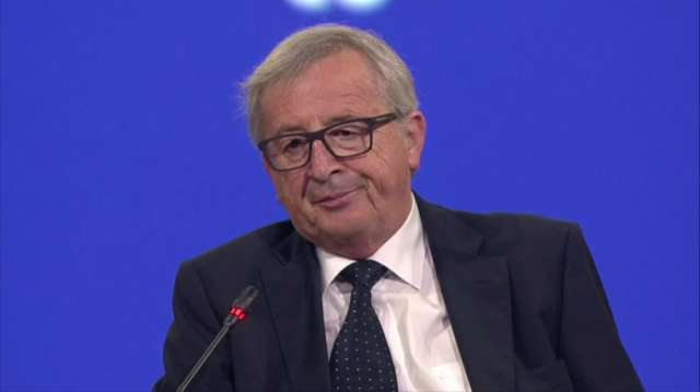 Discours sur l'état de l'UE: L'Europe a "à nouveau le vent en poupe", affirme Juncker