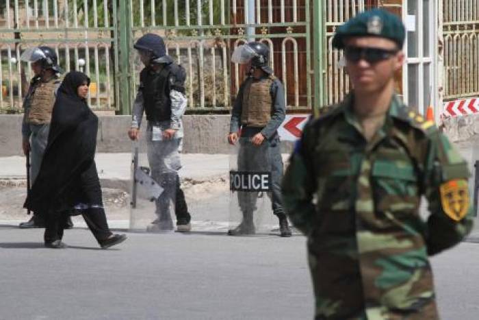 Attentat/Kaboul: le bilan grimpe à 150 morts
