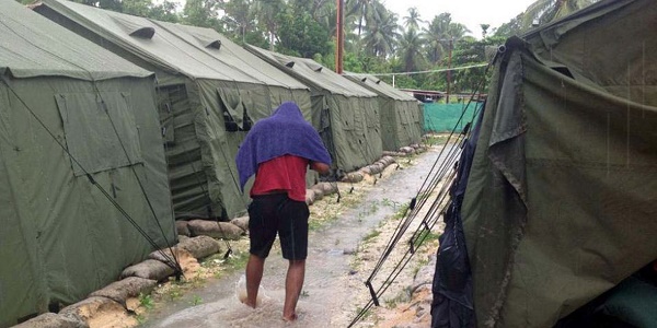 L`Australie accepte de fermer le camp de migrants de Manus
