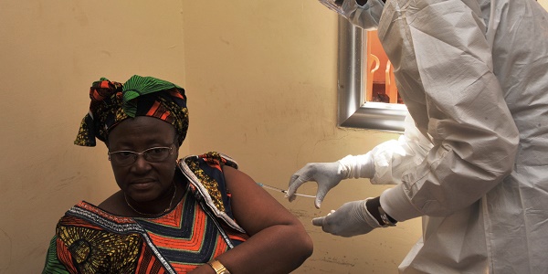 L`OMS présente un vaccin efficace "jusqu`à 100%" contre Ebola