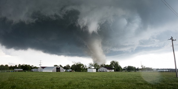 L`Oklahoma frappé par une série de tornades spectaculaires