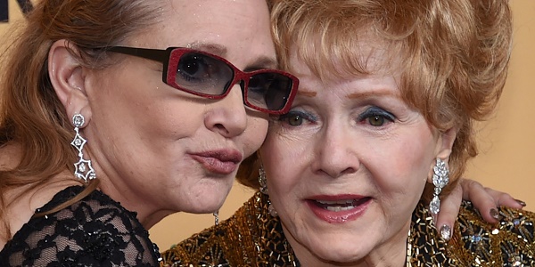 L`actrice Debbie Reynolds meurt à 84 ans, un jour après sa fille Carrie Fisher