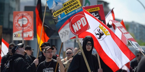 L`interdiction du parti néo-nazi NPD en débat devant la justice allemande