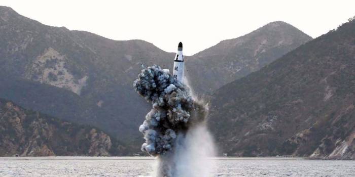 La Corée du Nord a tiré trois missiles de courte portée en mer du Japon